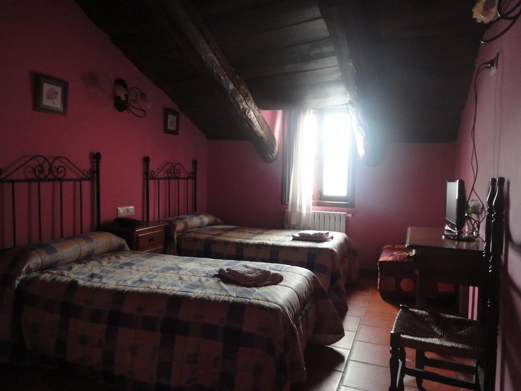 Hostal Venta Liara Allepuz Exterior foto