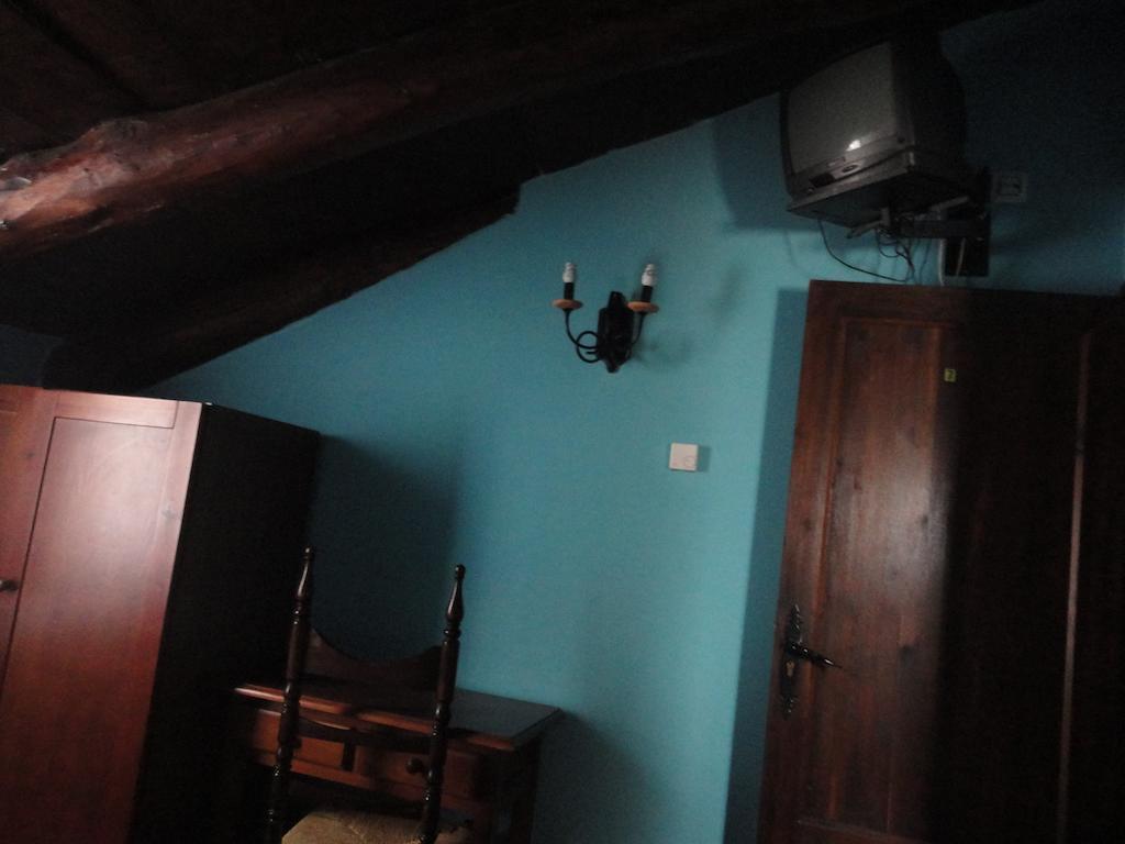 Hostal Venta Liara Allepuz Exterior foto