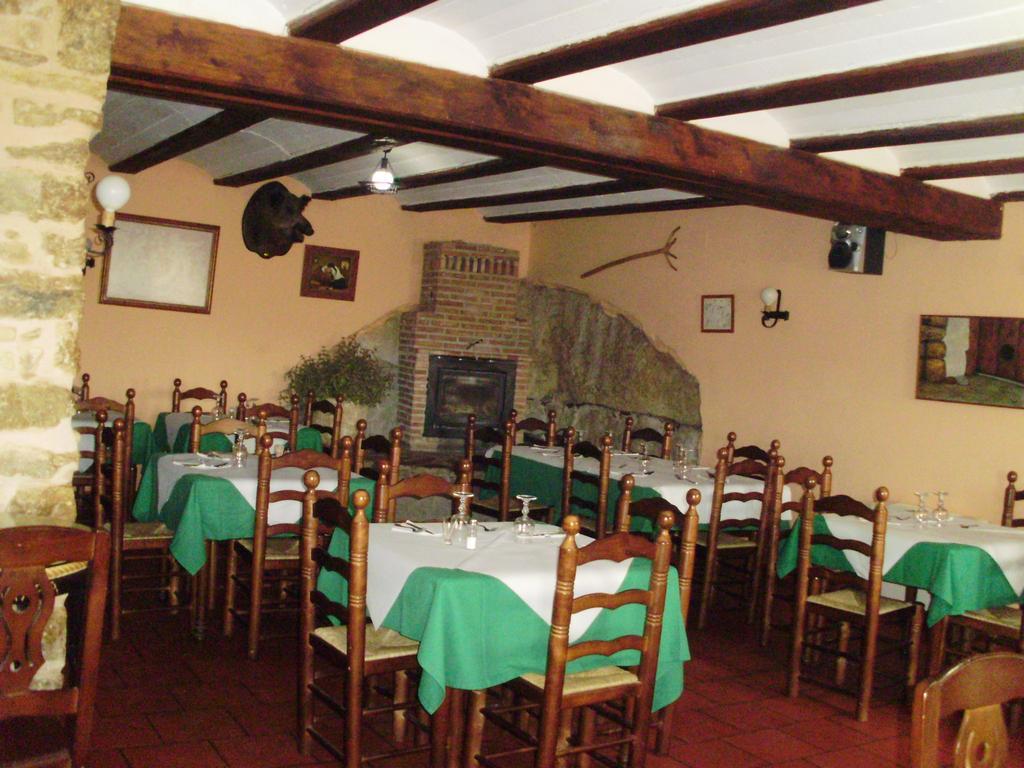 Hostal Venta Liara Allepuz Exterior foto