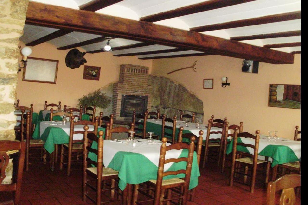 Hostal Venta Liara Allepuz Exterior foto